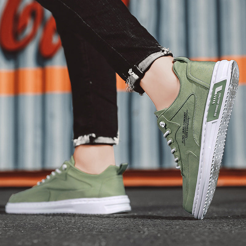 Men's Platform Canvas Sneakers – Lace-Up Casual Sports Shoes – Close-up detail