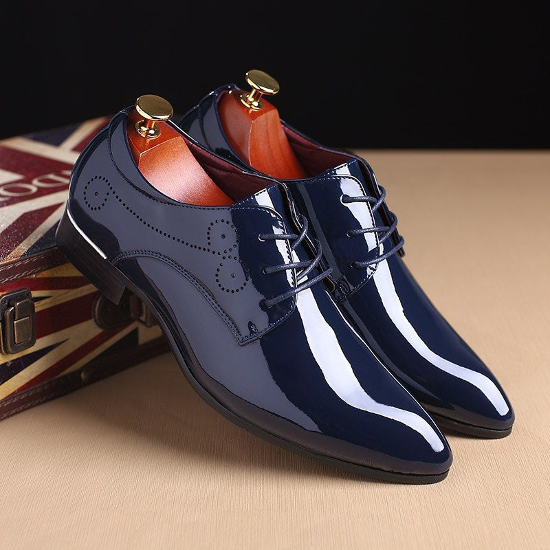 Men's Slip-On Leather Dress Shoes – Casual Business Driving Loafers – Sole view